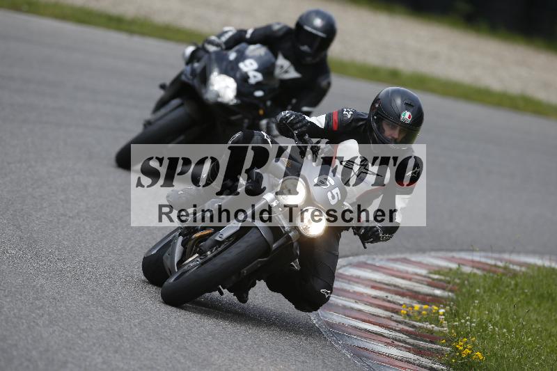 /Archiv-2024/29 12.06.2024 MOTO.CH Track Day ADR/Gruppe blau/65